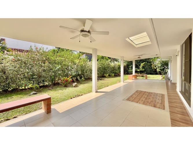 Casa de 4 alcobas en venta en La Morada, Jamundí, 311 m² · foto 15 de 24