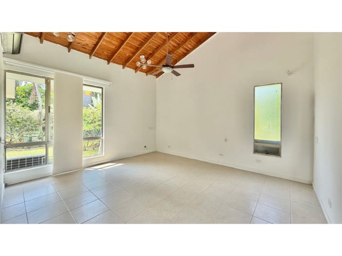 Casa de 4 alcobas en venta en La Morada, Jamundí, 311 m² · foto 17 de 24