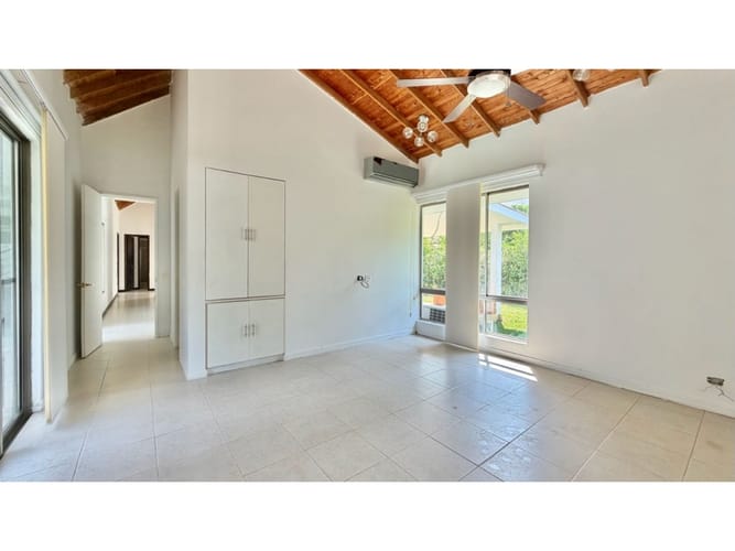Casa de 4 alcobas en venta en La Morada, Jamundí, 311 m² · foto 18 de 24
