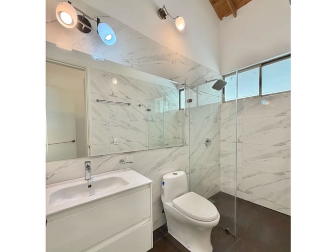 Casa de 4 alcobas en venta en La Morada, Jamundí, 311 m² · foto 21 de 24