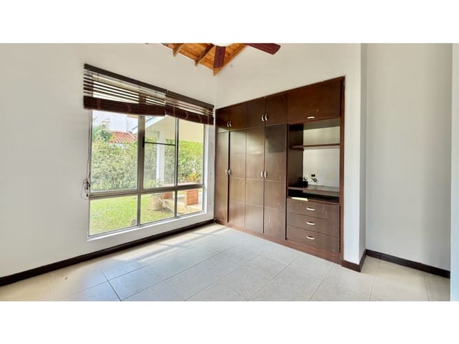 Casa de 4 alcobas en venta en La Morada, Jamundí, 311 m² · foto 23 de 24