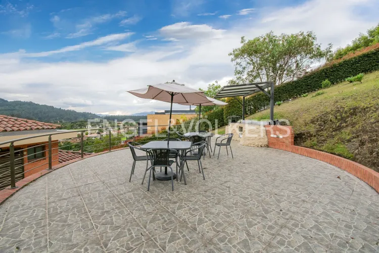 Casa de 3 alcobas en venta en Aposentos, Sopó, 340 m² · foto 17 de 20
