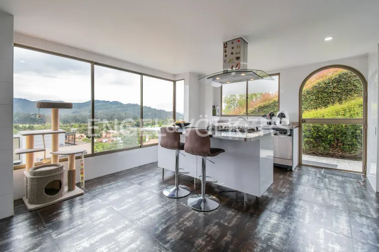 Casa de 3 alcobas en venta en Aposentos, Sopó, 340 m² · foto 9 de 20