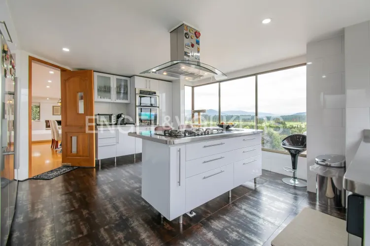 Casa de 3 alcobas en venta en Aposentos, Sopó, 340 m² · foto 8 de 20