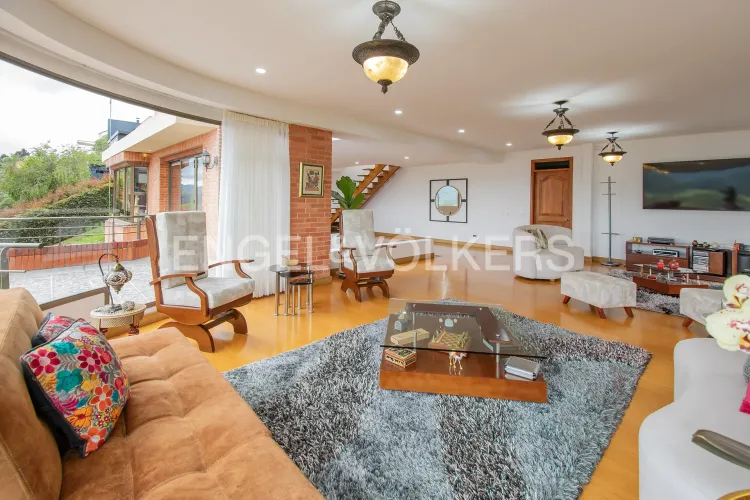 Casa de 3 alcobas en venta en Aposentos, Sopó, 340 m² · foto 3 de 20