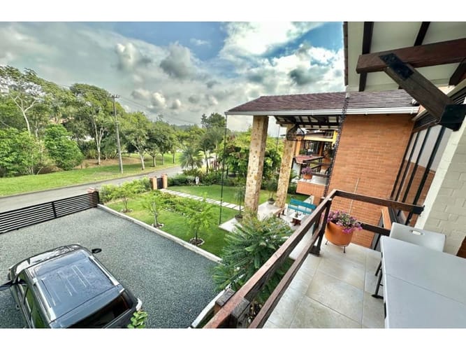Casa de 4 alcobas en venta en Verde Horizonte, Jamundí, 324 m² · foto 4 de 24