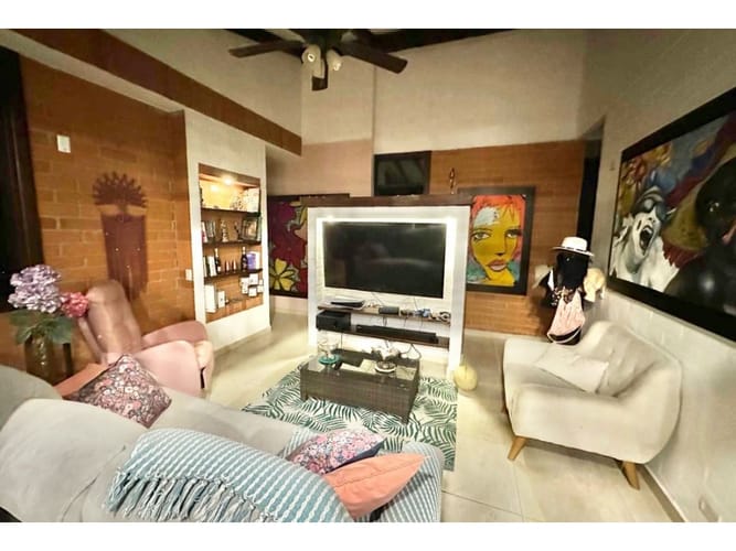 Casa de 4 alcobas en venta en Verde Horizonte, Jamundí, 324 m² · foto 19 de 24