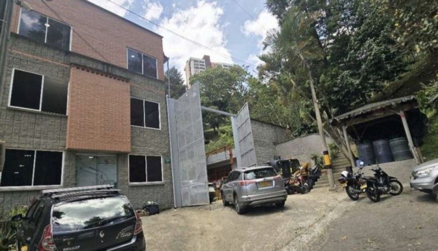 Bodega en venta en Las Vegas, Envigado, 775 m² · foto 6 de 6
