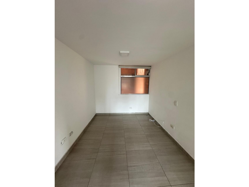 Apartamento en venta en Los Colores, Medellín · foto 7 de 17