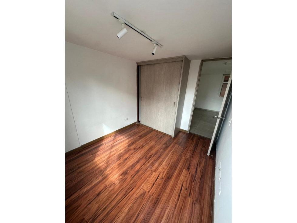 Apartamento en venta en Los Colores, Medellín · foto 9 de 17