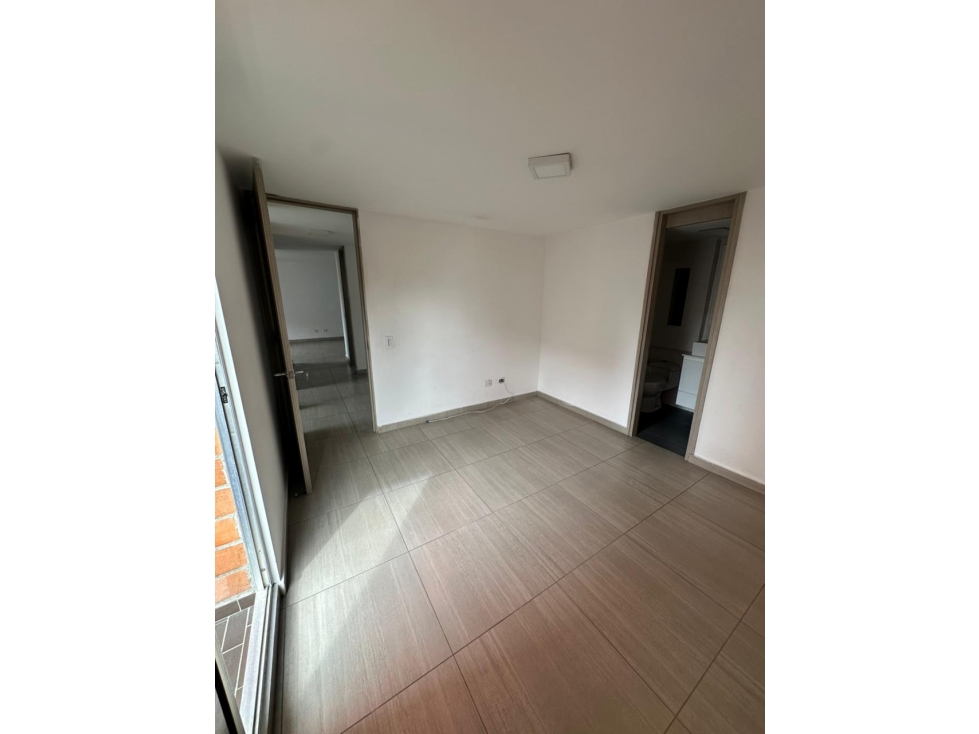 Apartamento en venta en Los Colores, Medellín · foto 14 de 17