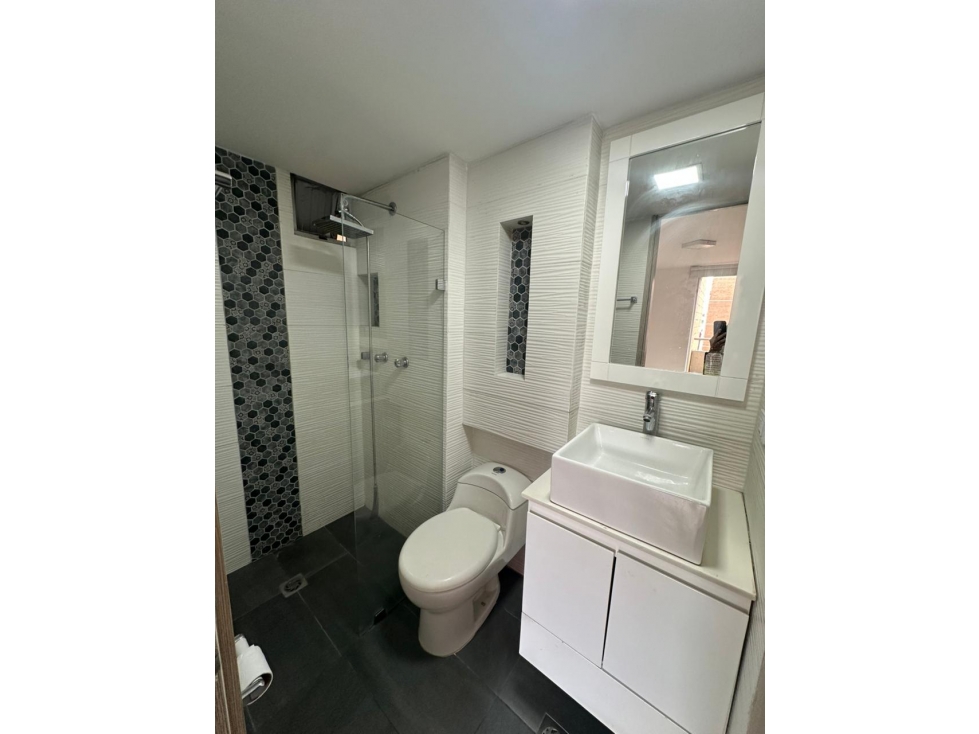 Apartamento en venta en Los Colores, Medellín · foto 15 de 17