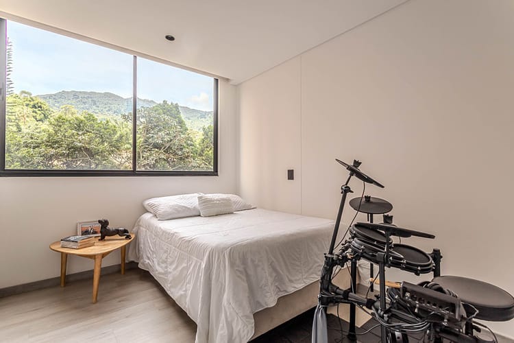 Apartamento de 2 alcobas en venta en Cumbres, Envigado, 136 m² · foto 14 de 18