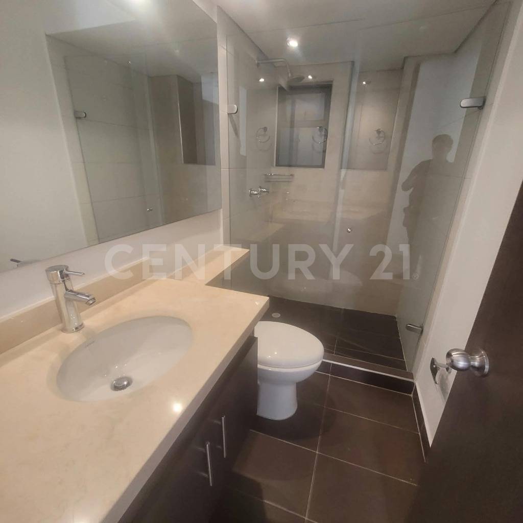 Apartamento en arriendo en Hayuelos, Bogotá · foto 10 de 14