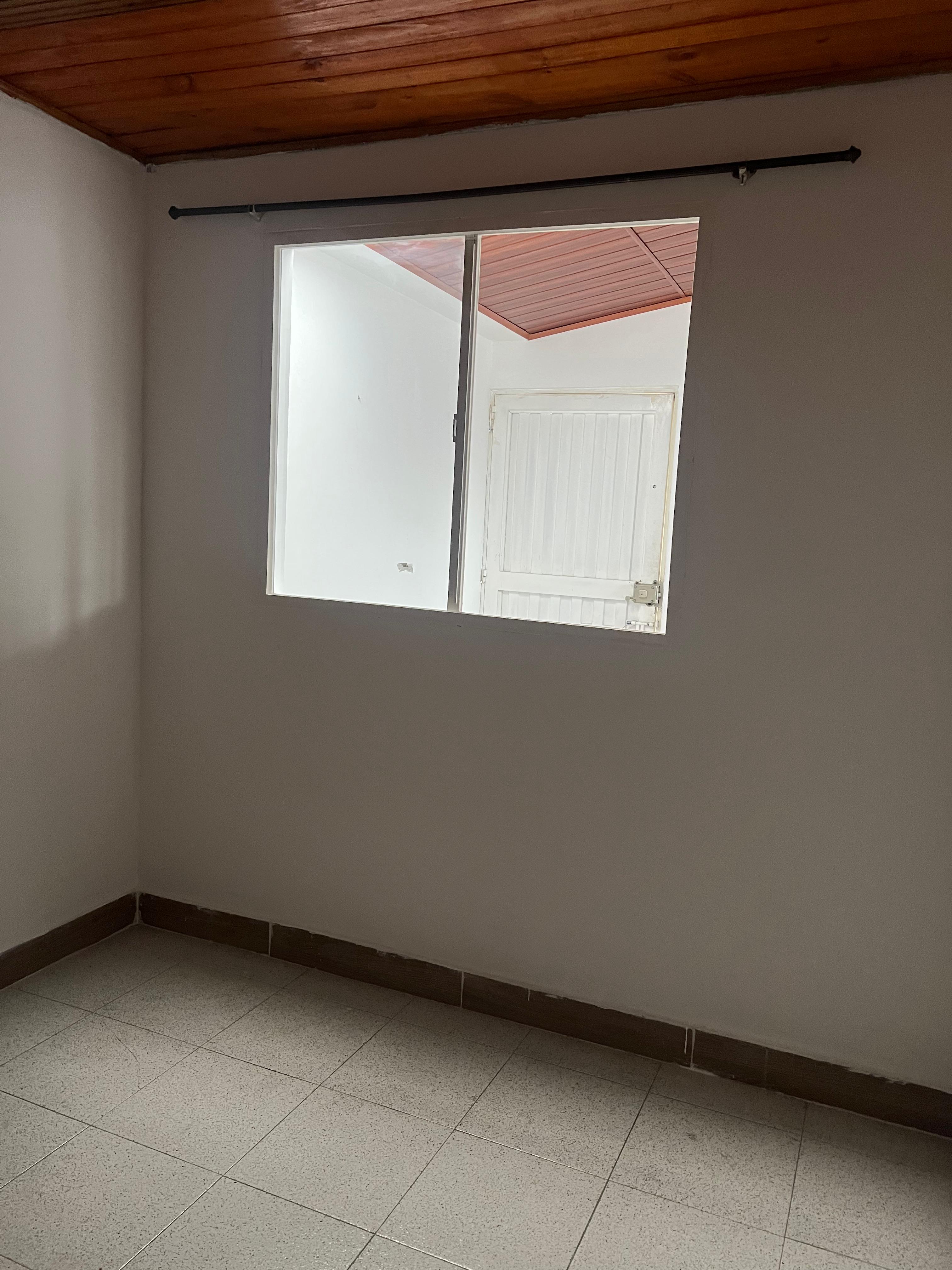 Apartamento en arriendo en Estrella Del Norte, Bogotá · foto 8 de 16