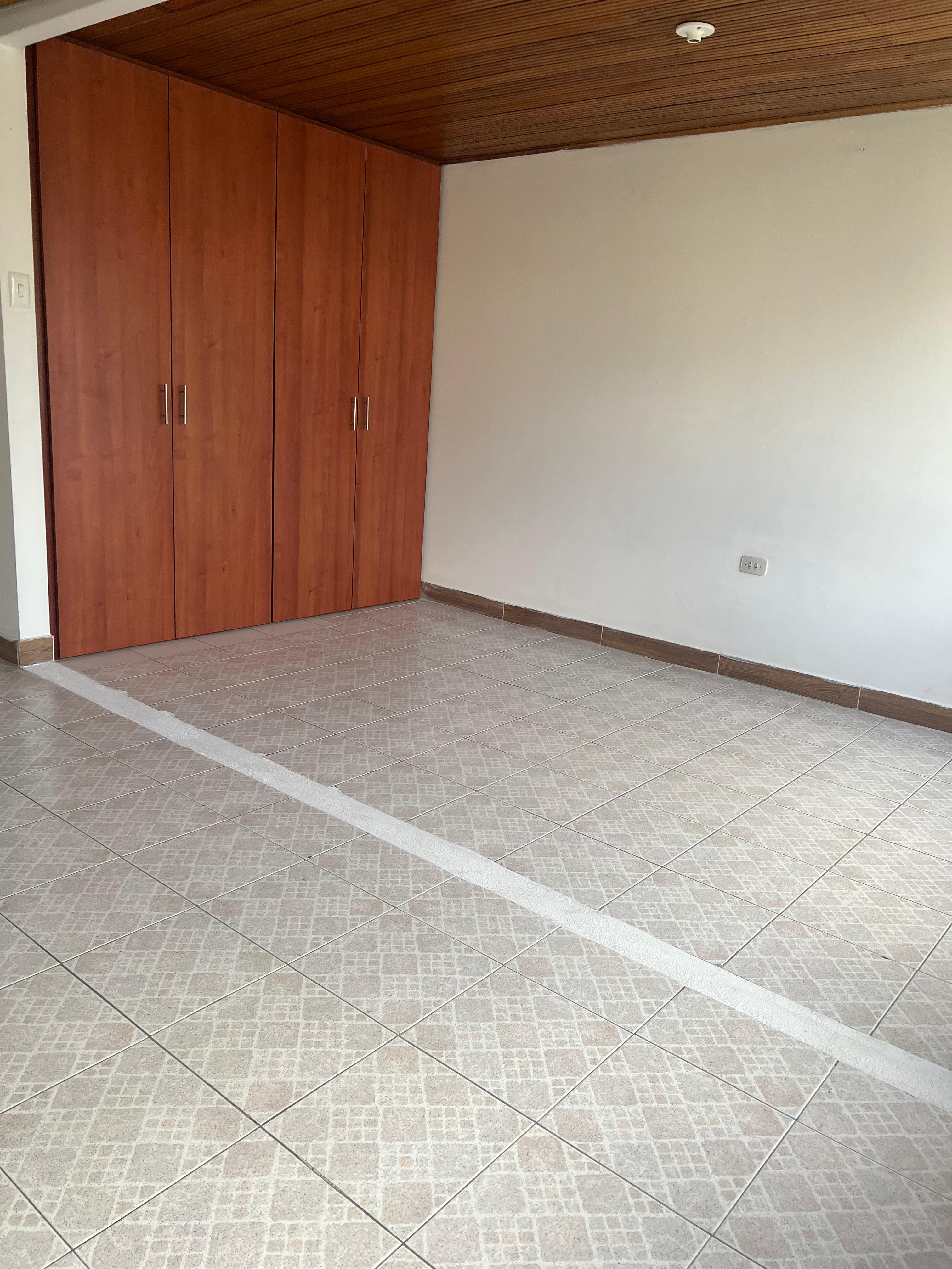 Apartamento en arriendo en Estrella Del Norte, Bogotá · foto 15 de 16