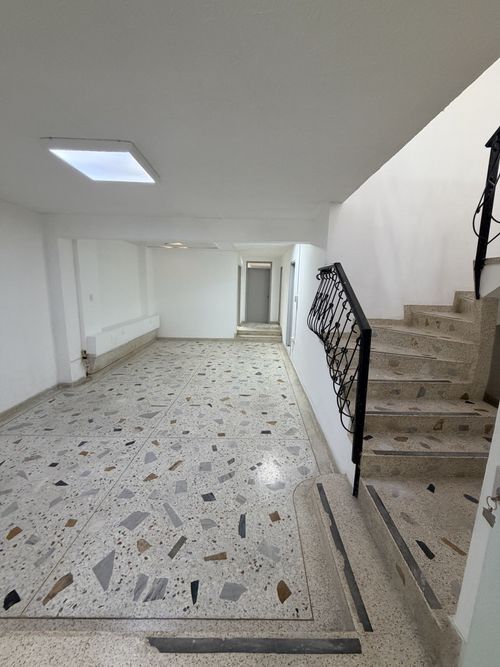 Casa de 5 alcobas en arriendo en Santa Isabel, Cali, 350 m² · foto 7 de 24