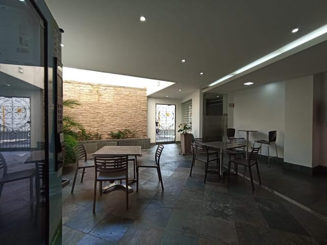 Oficina en arriendo en San Fernando Viejo, Cali, 244 m² · foto 3 de 15