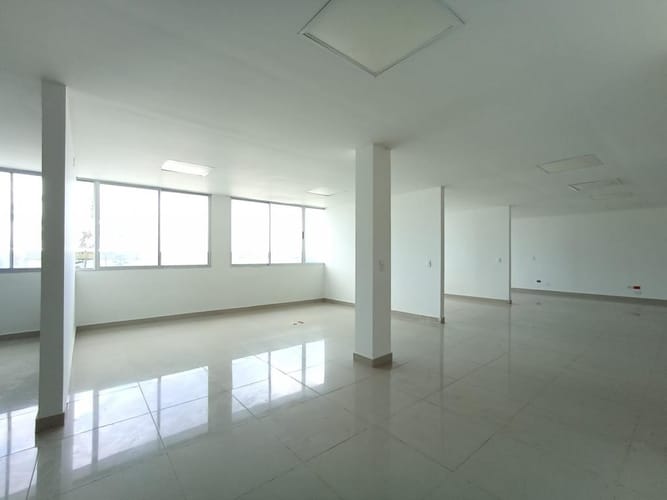 Oficina en arriendo en San Fernando Viejo, Cali, 244 m² · foto 9 de 15