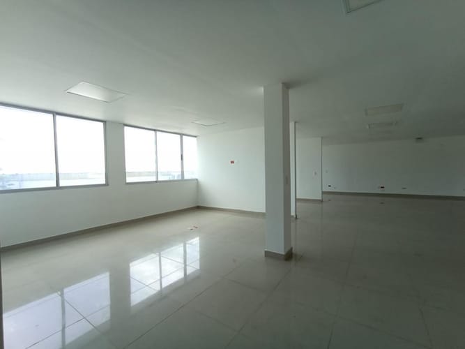 Oficina en arriendo en San Fernando Viejo, Cali, 244 m² · foto 10 de 15