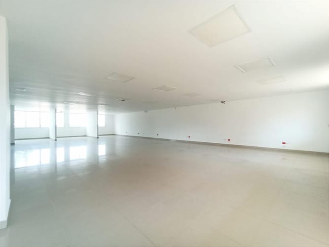 Oficina en arriendo en San Fernando Viejo, Cali, 244 m² · foto 12 de 15