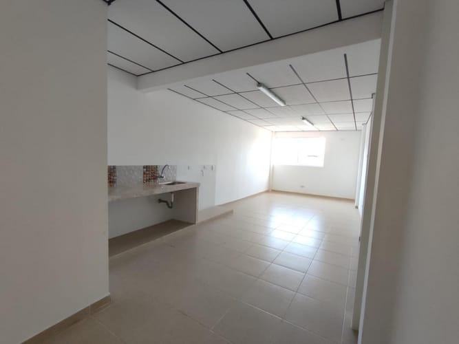 Edificio en arriendo en Guayaquil, Cali, 227 m² · foto 6 de 17