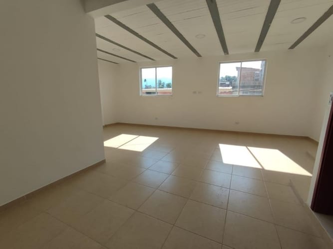 Edificio en arriendo en Guayaquil, Cali, 227 m² · foto 7 de 17