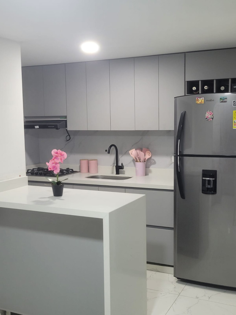 Apartamento en venta en Urbanizacion Loyola, Medellín · foto 4 de 17