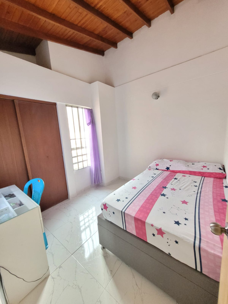 Apartamento en venta en Urbanizacion Loyola, Medellín · foto 9 de 17