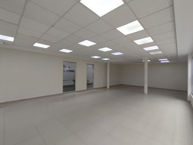 Local en arriendo en Ciudad Jardin, Cali, 272 m² · foto 9 de 24