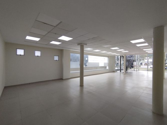 Local en arriendo en Ciudad Jardin, Cali, 272 m² · foto 10 de 24