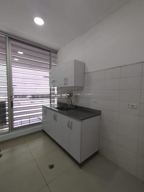 Local en arriendo en Ciudad Jardin, Cali, 272 m² · foto 23 de 24