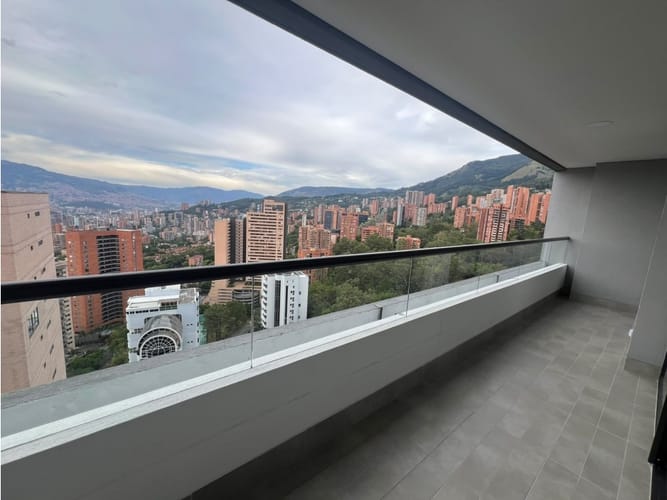 Apartamento de 2 alcobas en arriendo en Los Balsos, Medellín, 89 m² · foto 6 de 20
