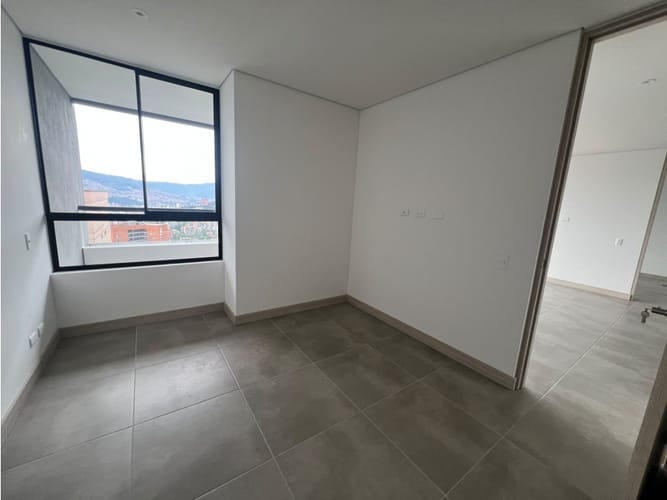 Apartamento de 2 alcobas en arriendo en Los Balsos, Medellín, 89 m² · foto 11 de 20