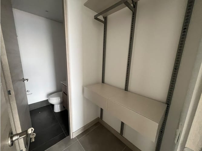 Apartamento de 2 alcobas en arriendo en Los Balsos, Medellín, 89 m² · foto 14 de 20