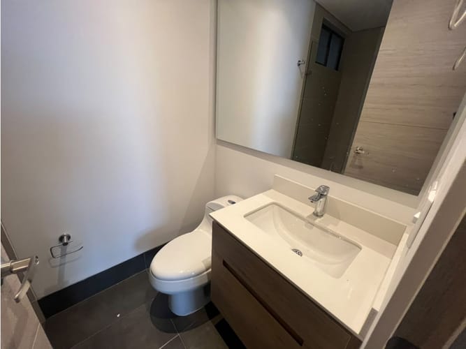 Apartamento de 2 alcobas en arriendo en Los Balsos, Medellín, 89 m² · foto 19 de 20