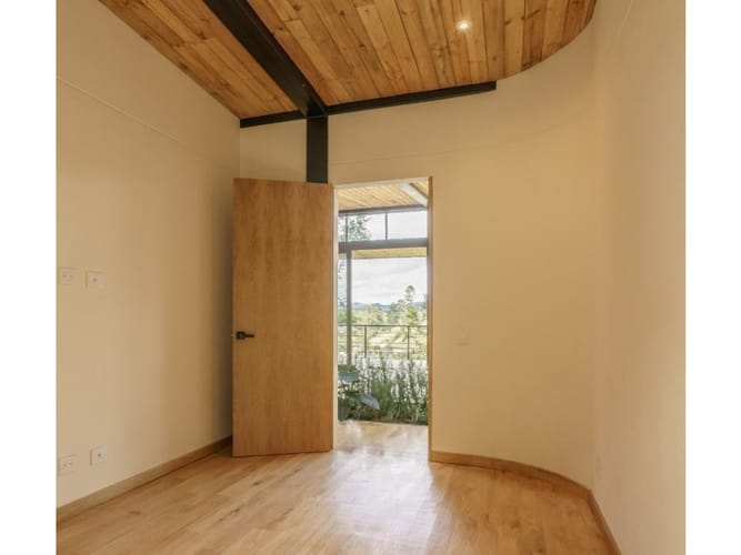 Casa de 3 alcobas en venta en El Salado, Rionegro, 300 m² · foto 13 de 16