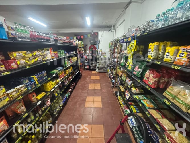 Local en venta en Cabecera Urbana San Cristobal, Medellín, 70 m² · foto 3 de 6