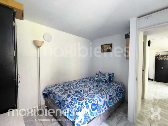 Apartamento de 3 alcobas en venta en Monteclaro, Medellín, 45 m² · foto 7 de 14