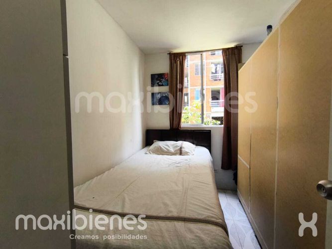 Apartamento de 3 alcobas en venta en Monteclaro, Medellín, 45 m² · foto 9 de 14