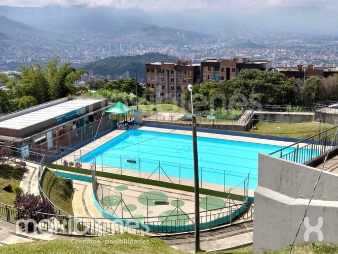 Apartamento de 3 alcobas en venta en Monteclaro, Medellín, 45 m² · foto 14 de 14