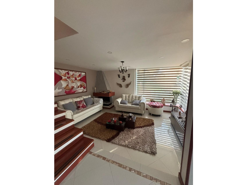 Casa en venta en Modelia, Bogotá · foto 2 de 24