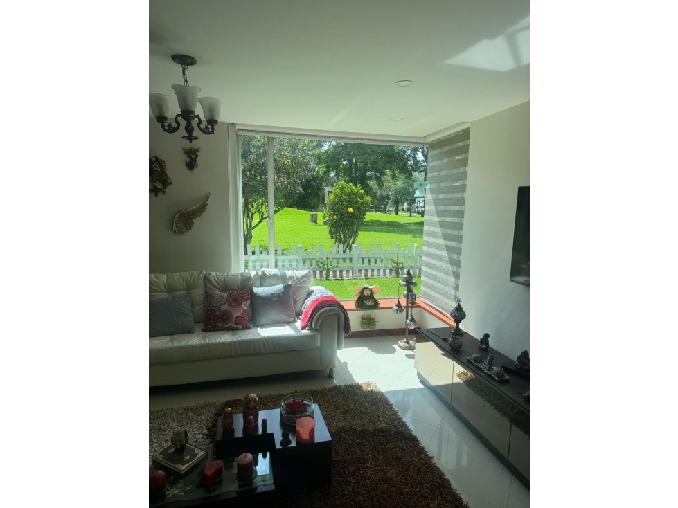 Casa en venta en Modelia, Bogotá · foto 3 de 24