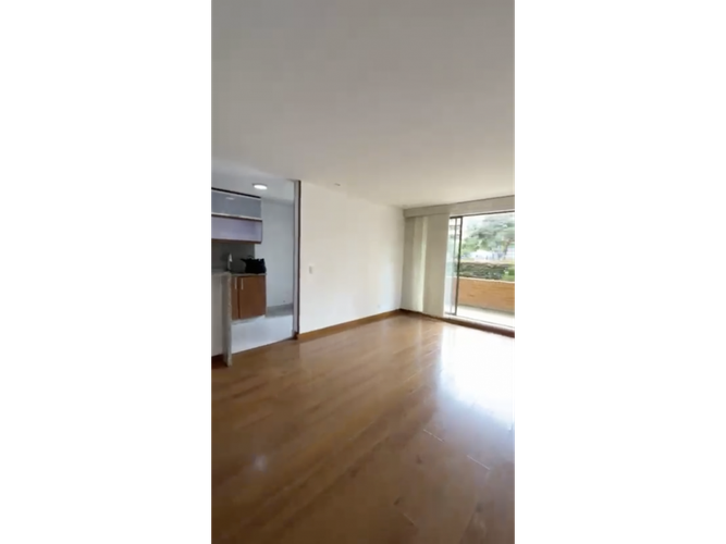 Apartamento de 3 alcobas en venta en Colina Campestre, Bogotá, 112 m² · foto 2 de 24
