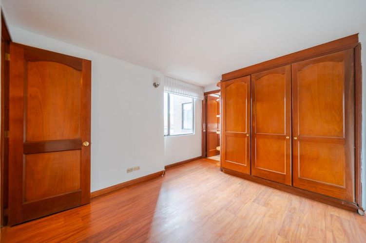 Apartamento de 3 alcobas en arriendo en Santa Barbara Central, Bogotá, 142 m² · foto 20 de 24
