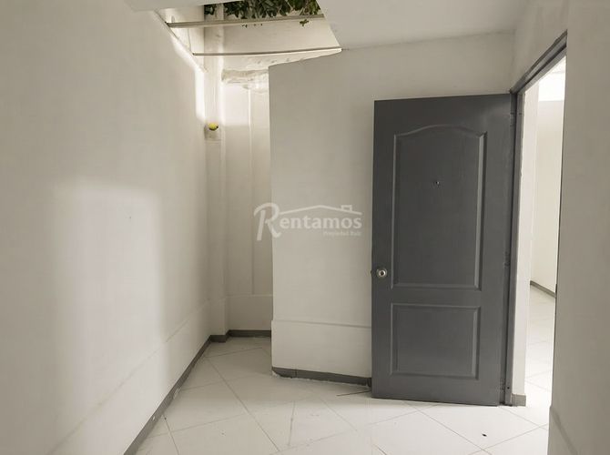 Local en venta en Las Mercedes, Itagüí, 65 m² · foto 21 de 24