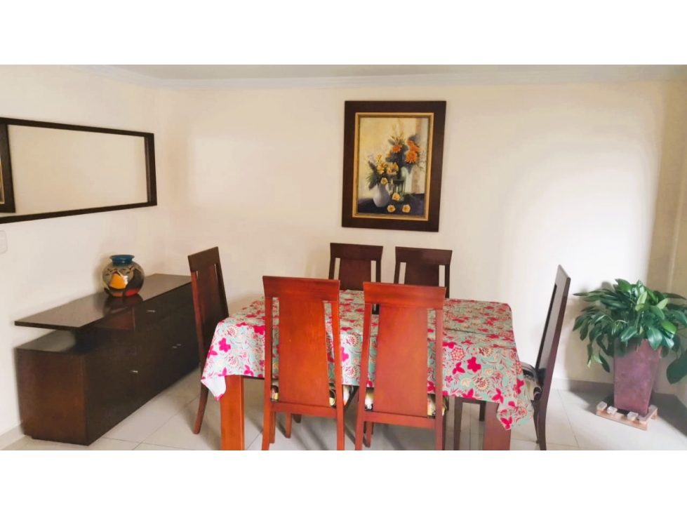 Casa en venta en Engativá, Bogotá · foto 2 de 24