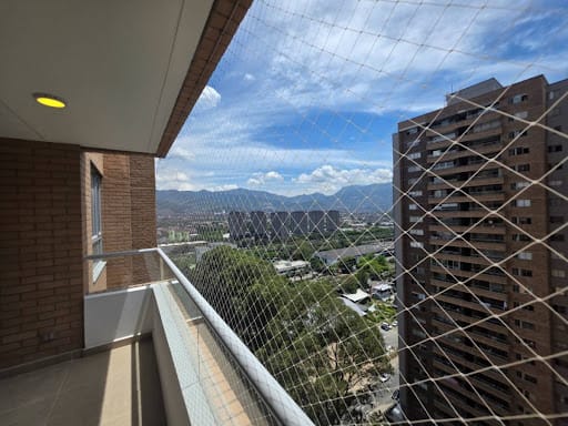 Apartamento de 2 alcobas en venta en Ciudad Del Río, Medellín, 73 m² · foto 13 de 24