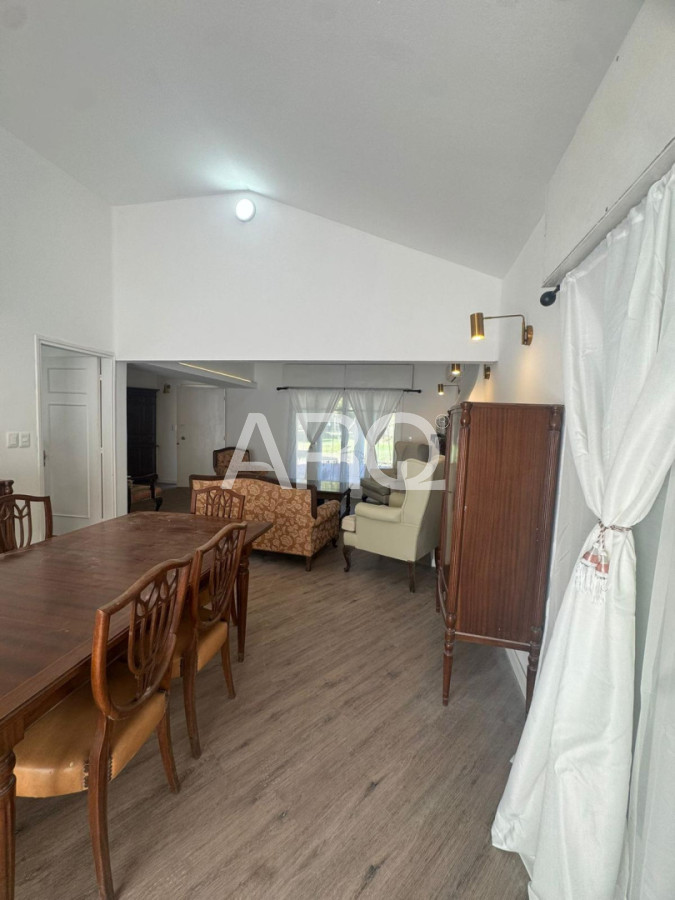 Casa en Alquiler · Foto 6