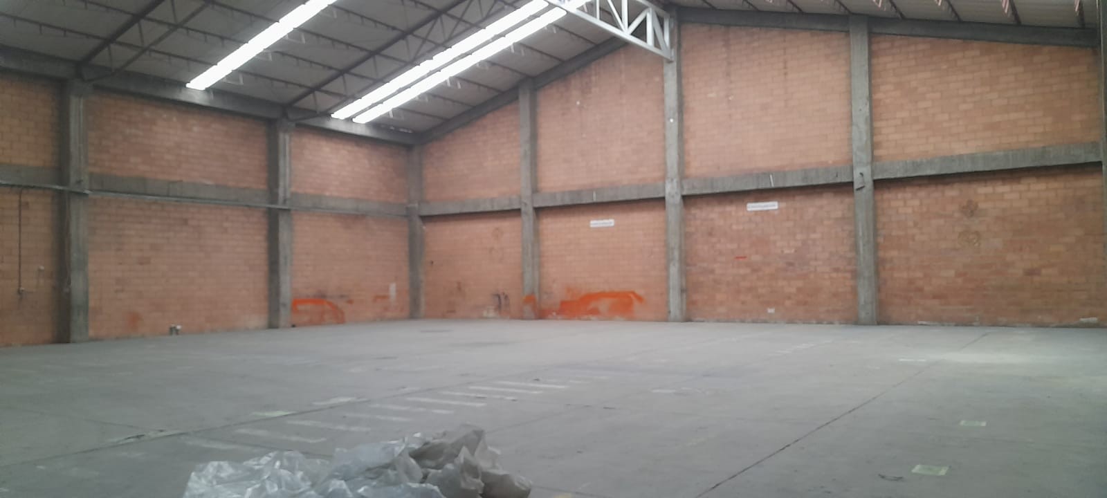 Warehouse for rent in Zona occidental, Bogotá